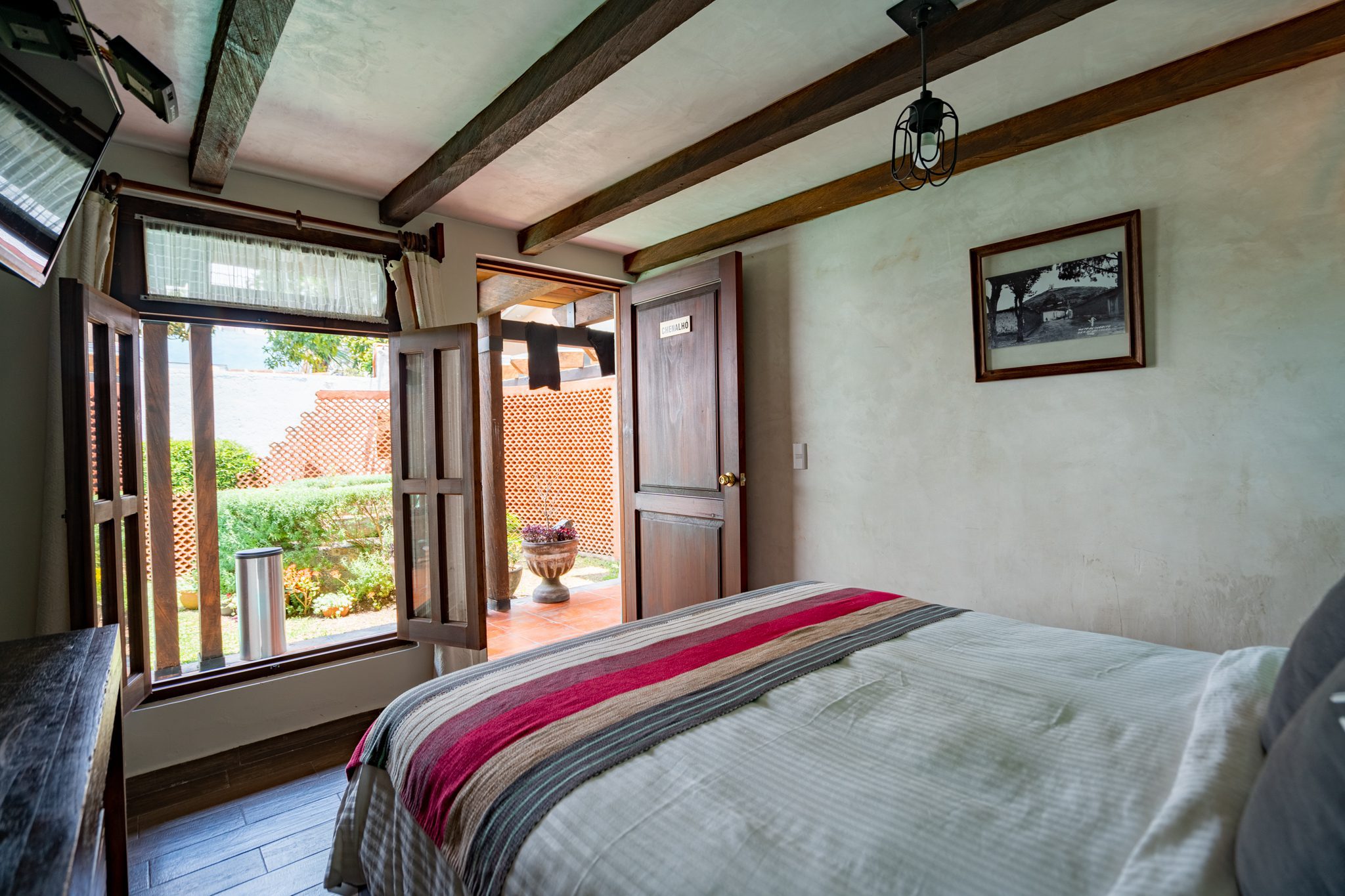 _AB18543-HDR