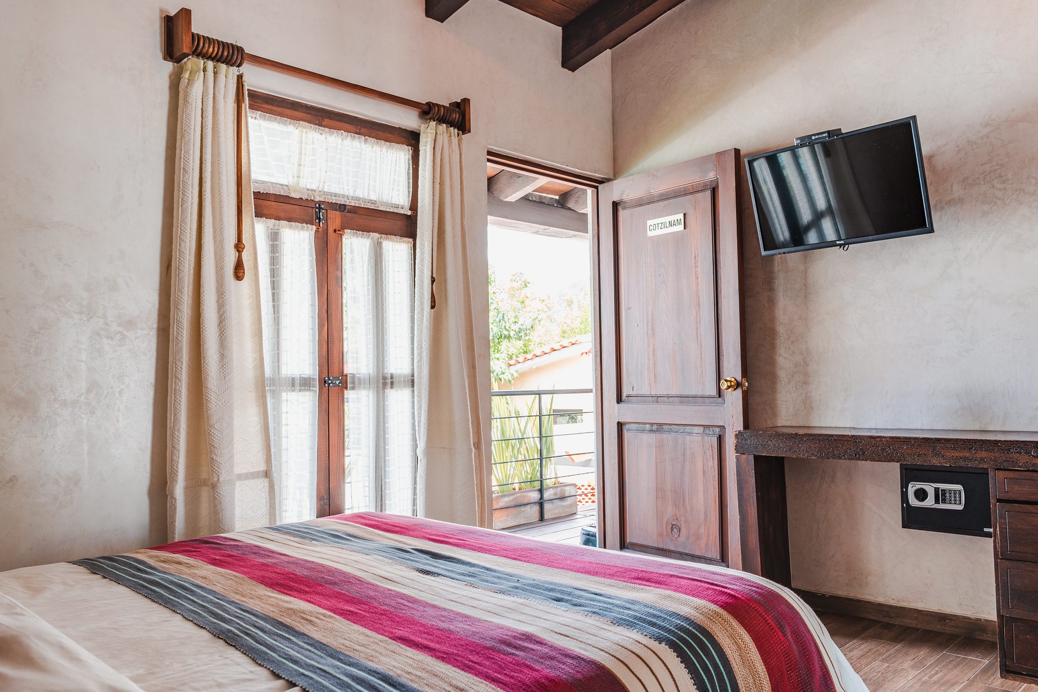 ABD06348-HDR